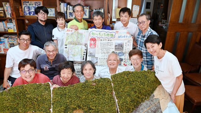 豊の国海幸山幸ネットの皆さんと沓尾海岸の模型